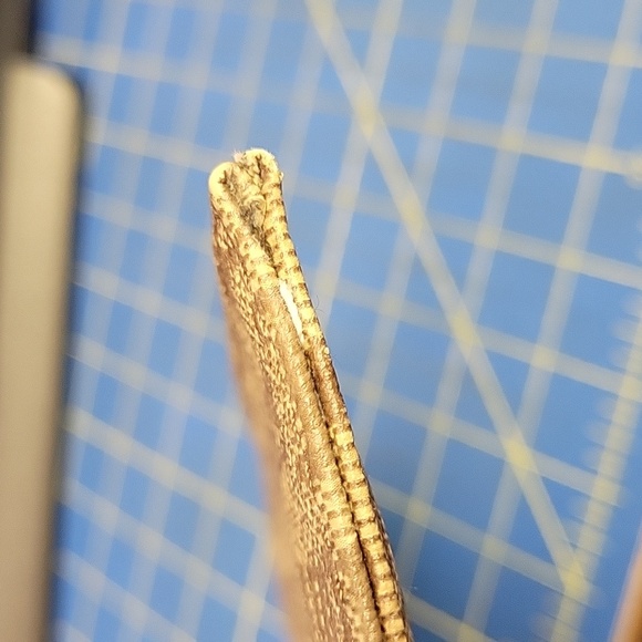 Juicy Couture Brown Monogram Envelope Clutch 10" x 5.5" Like New - Picture 13 of 16